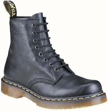 Women's Dr. Martens Boot R11821002F